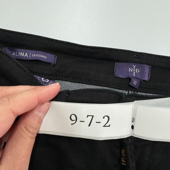 Not Your Daughters Jeans Pants Womens 10 Black Alina Skinny Legging‎ Jeggings - Picture 4 of 10